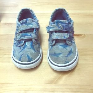 Toddler shark vans
